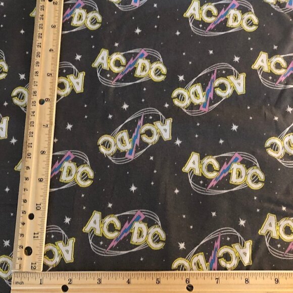 🛒 $9 Quilt Cotton Fabric Material - By the 1 yard AC DC Music Group Rock & Roll - Picture 2 of 2